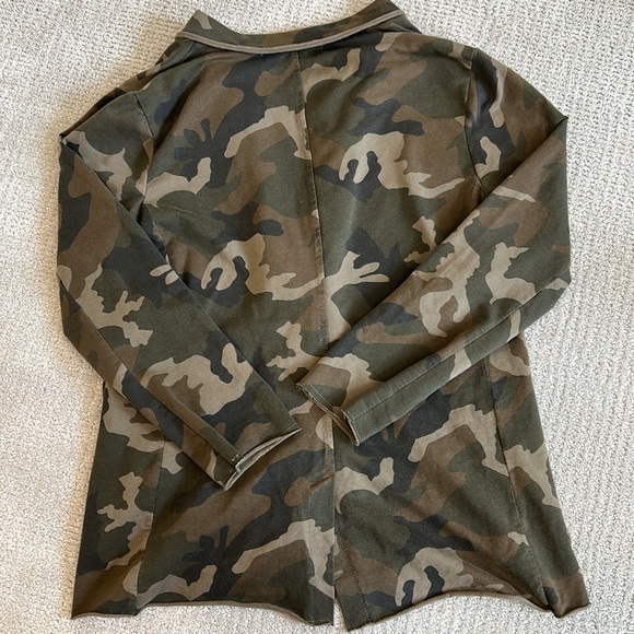 Baci Camo Jacket - Picture 5 of 7